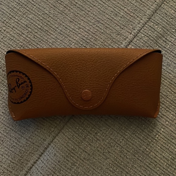 Brand New, Never Worn RayBans - Picture 3 of 7